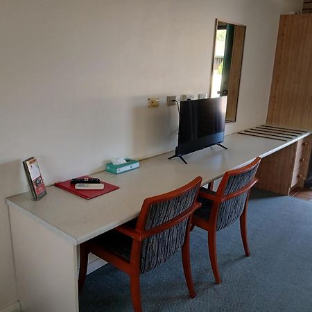 Birch Motel Tocumwal Previously Known As Kanimbla Motor Inn المظهر الخارجي الصورة