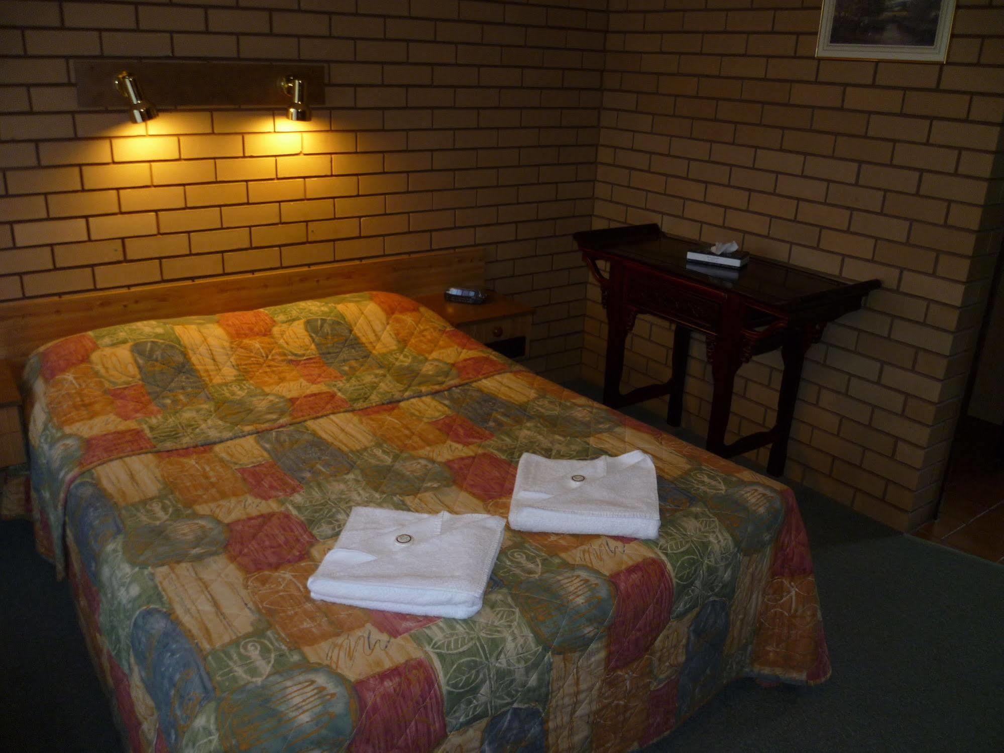 Birch Motel Tocumwal Previously Known As Kanimbla Motor Inn المظهر الخارجي الصورة